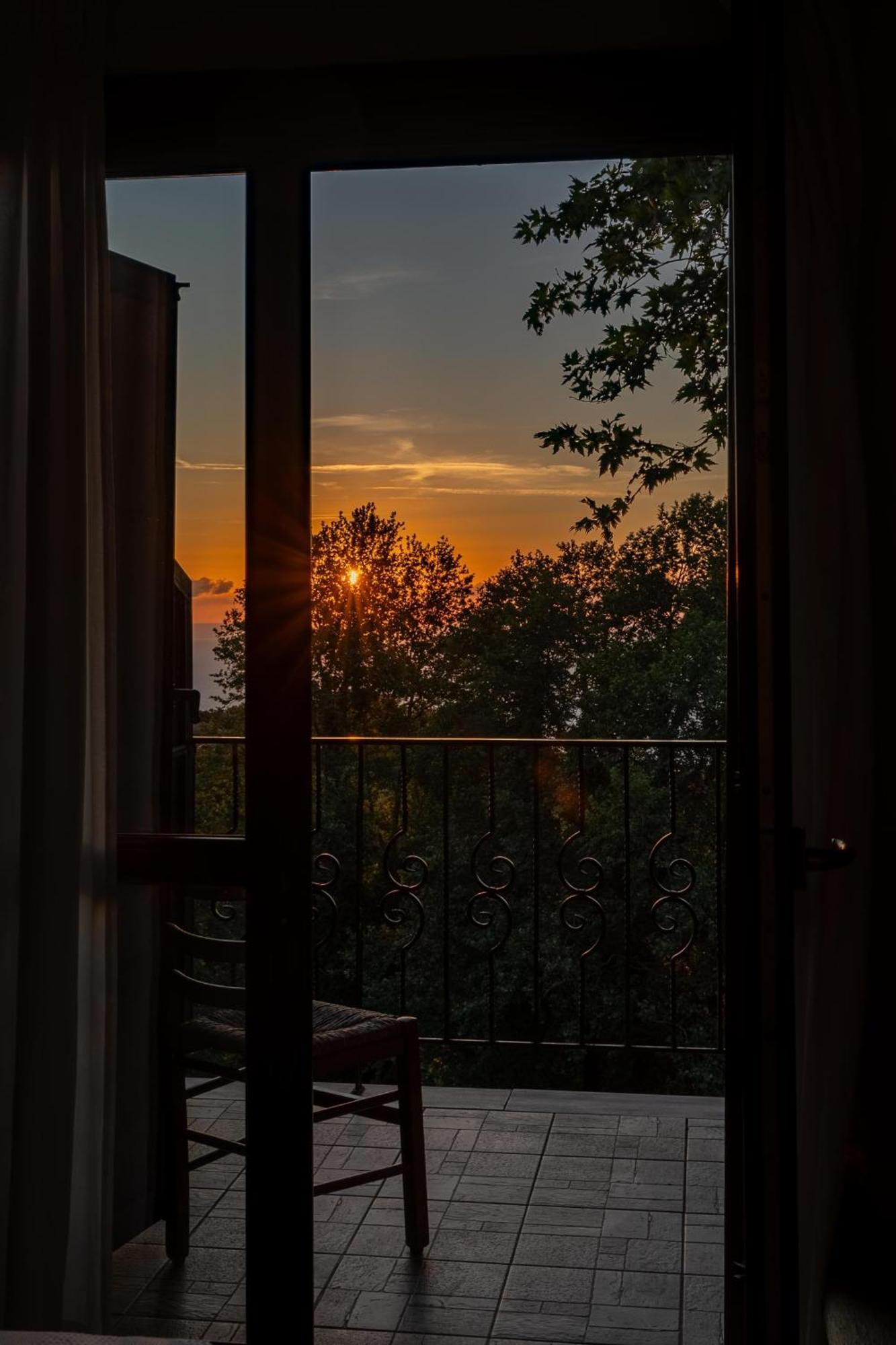 Kissosinn Kissos  Exteriér fotografie